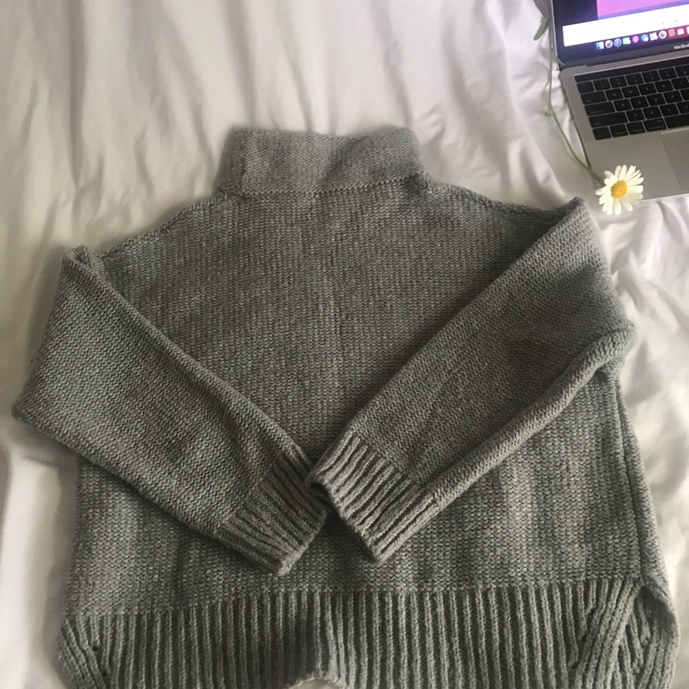 Sweater - Picture 3 of 4